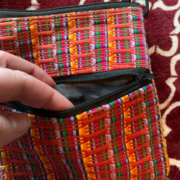 Hand Made/woven purse - Picture 5 of 9
